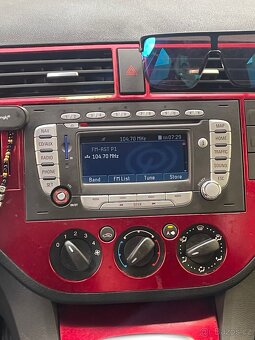 Ford C-Max - 11