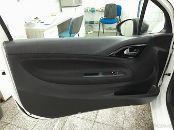 Citroën DS3 1.2 PTEC - 11