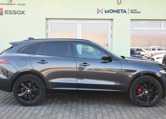 Jaguar F-Pace D200 AWD R-DYNAMIC ZÁRUKA PANO - 11