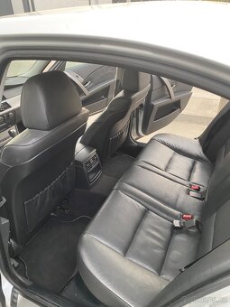 BMW E60 530i - 11