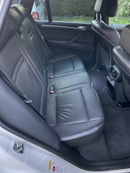 BMW E70 X5 3.0D - 11