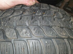 Prodám zimní kola 195/65 R15 - 11