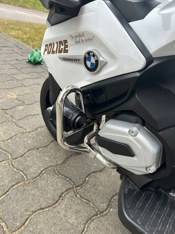 Policejní motorka BMW - 11