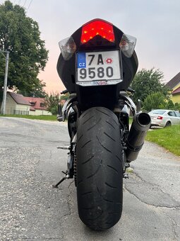 Kawasaki Zx10R Ninja 2006 - 11