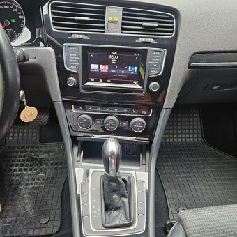 Volkswagen Golf VII 1,4 TSi Highline - 11