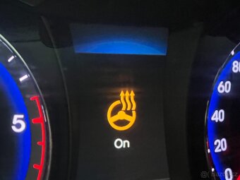 Hyundai i40 1,7 CRDi Xenon, Kamera, Tažné - 11