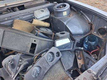 Tatra 613 rok 2004 - 11