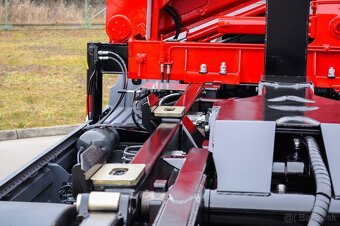 NOVÝ HÁKOVÝ NOSIČ KONTEJNERŮ HYDRAULICKÁ RUKA MERCEDES 12T - 11