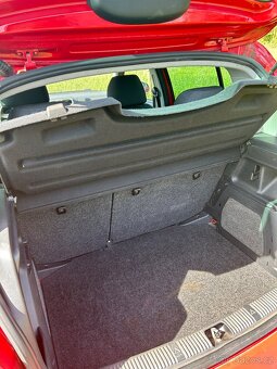Škoda Fabia - 11