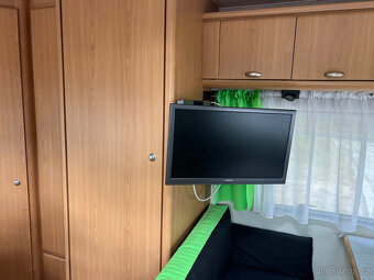 Karavan Burstner Studio+ markýza, stan, plyn.bojler - 11