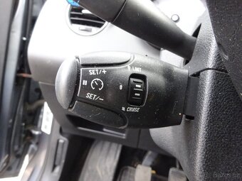 Peugeot 308 1.6i r.v.2010 serviska STK:9/2027 - 11