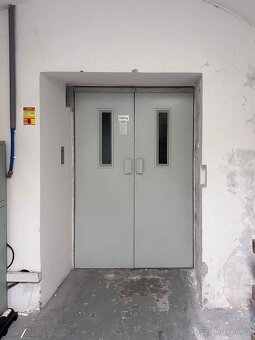 Výrobní prostor s prodejnou a skladem - 11