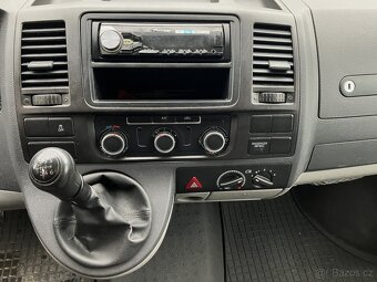 Volkswagen Transporter 2.0 TDi, 9 míst - 11