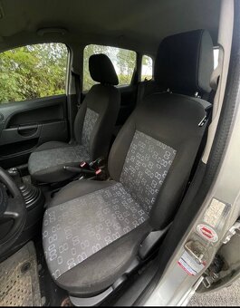 Ford Fiesta 1.3i 51kW benzín PO SERVISU - 11