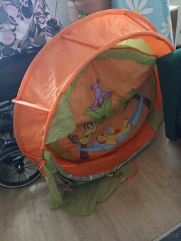 Skládací postýlka / ohrádka - 11