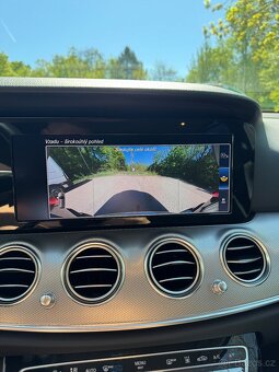 Mercedes-Benz E220d 2019 9G-tronic - 11