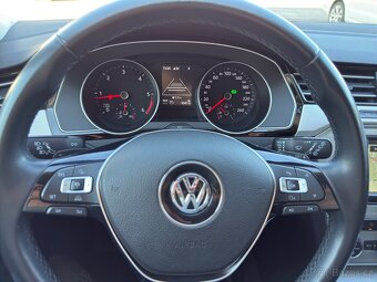 VOLKSWAGEN PASSAT B8 2.0 TDI DSG ACC 2015 - 11
