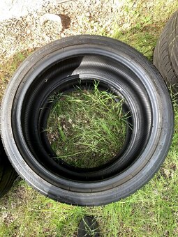 Letni pneu Brigestone 2x 245/35 R18, 2x 225/40 R18
 - 11