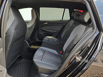 Volkswagen Golf Variant 2.0 TDi R-Line 110kW - 11