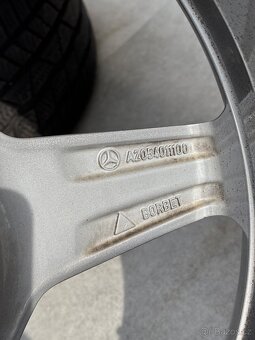 R18 C class W205 C205 Mercedes AMG Zimní Michelin - 11