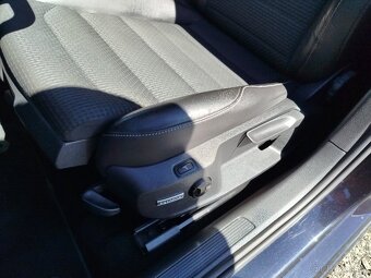 VW GOLF 1,4 TSi 90kW, r.v. 03/2014, najeto 191.230 km - 11