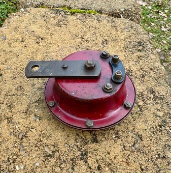 Jawa 50 550 pařez - klakson 4V - 11