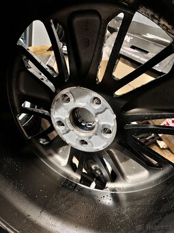 R19 RAV4 5.gen. ORIGINÁL Alu disky / zimní sada  JAKO NOVÉ - 11