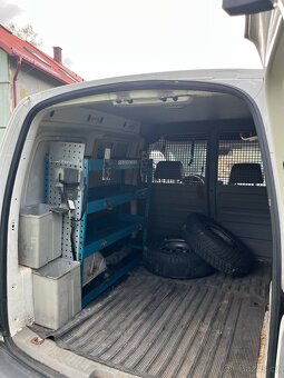 VW Caddy 2.0 SDI rok 2009 nová STK  - 11