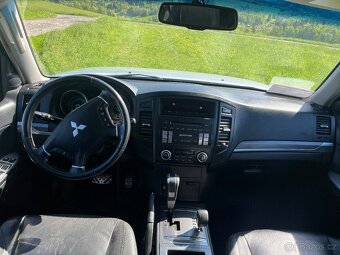Mitsubishi Pajero 3,2 DiD - 11