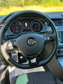 VW Passat Alltrack - 11