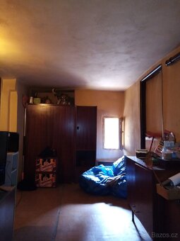 Rodinný dům na prodej - 11