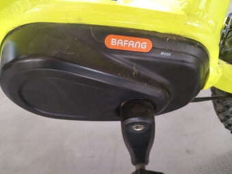 CRUSSIS E-LARGO 7.6 - 11