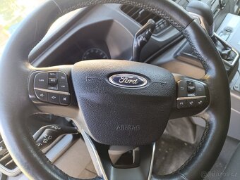Ford Transit Custom Sanitka - 11