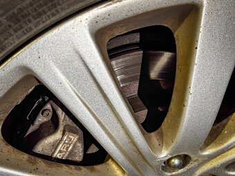 Subaru Impreza WRX kombi 2.0 Turbo – 165 kW – STK 11/2026 - 11