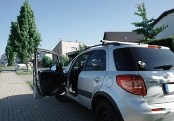 SUZUKI SX4 1.6,GY,134 381km, bourané na předek - 11