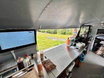 Airstream Food Truck - 11