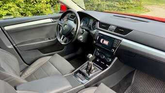 Škoda Superb kombi 3 III 2.0TDI 110kW NAVI XENON 1.MAJ CZ - 11