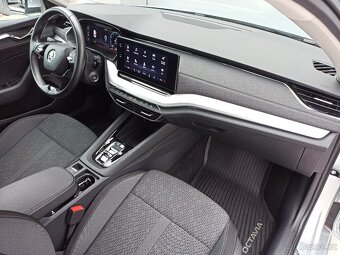 ŠKODA OCTAVIA 2.0TDI DSG 1.MAJ ZÁRUKA - 11