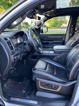 Dodge RAM Limited, 2021, LPG, long korba, upravené. - 11