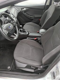 Ford Focus - 11