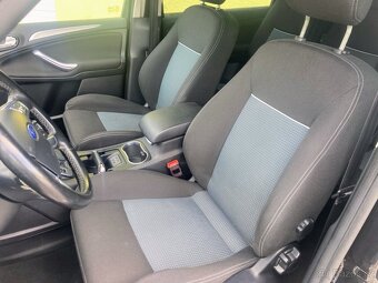 Ford S-MAX 2,0 TDCi,automat,digi klima,park.senzory,nová STK - 11