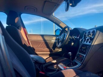 Alfa Romeo 159 1.9 jtdm 110kw - 11