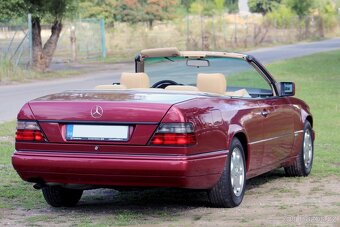Mercedes Benz 230 CE kabriolet - 11