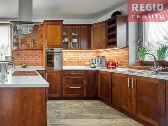 Prodej rodinného domu, Janovice - 11