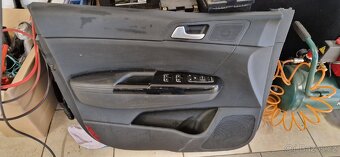 Kia sportage GT IV 2018 kožený interiér - 11