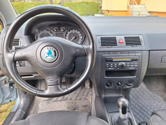 Škoda Fabia 1,4 16V - 11