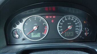 Ford Mondeo 1,8 benzín, 92kW, 9/2001,sport, nikdy nebourané - 11