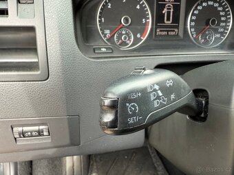 VOLKSWAGEN CARAVELLE T5 2,0 TDI LONG 103 kW / 9 míst - 11