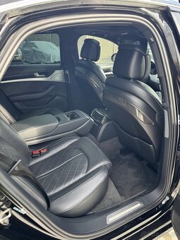 Audi A8 3.0 Quattro - 11