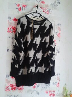 Krásný teplý svetr s 30% vlna 40/44 - 11